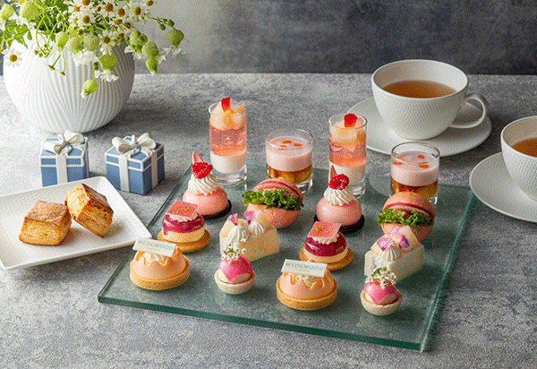 グラマラス・ピーチ・アフタヌーンティー with ウェッジウッド